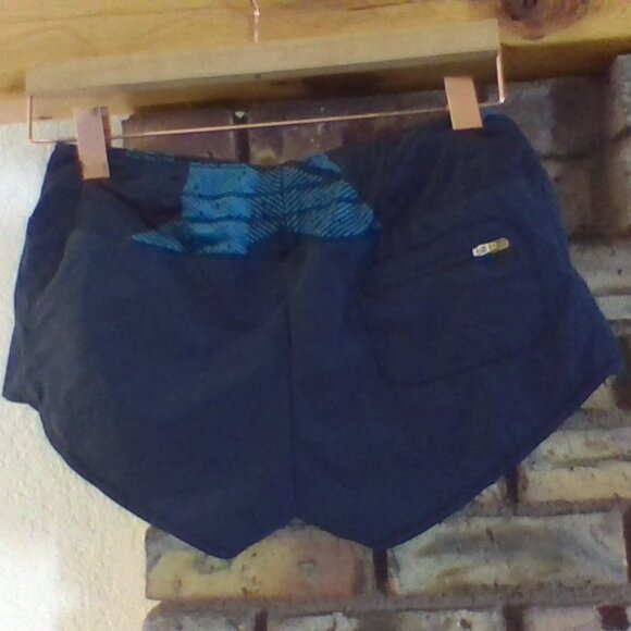 oiselle Mac Roga - Picture 2 of 2